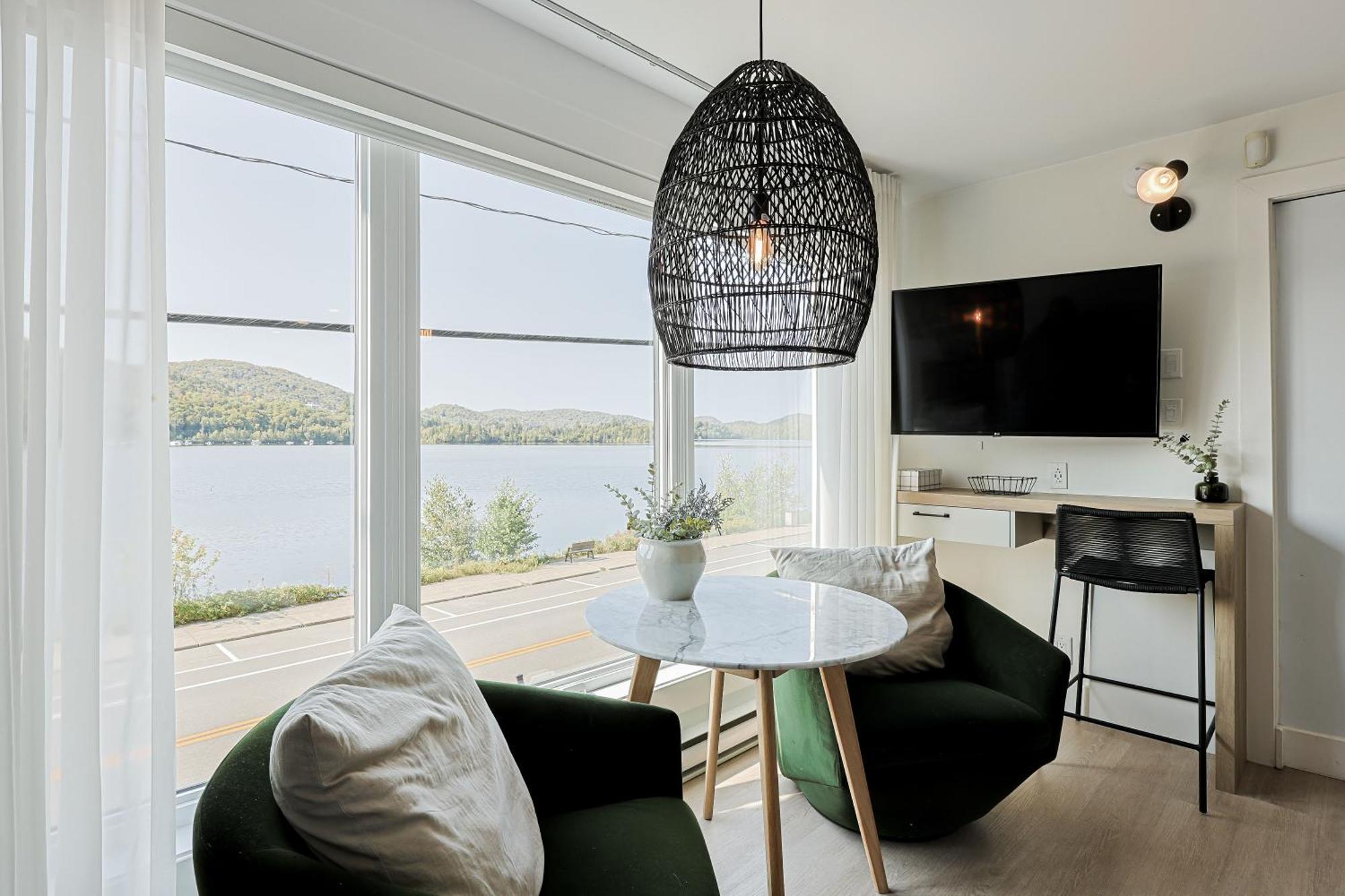 Les Lofts Du Lac Des Sables By Kasania Sainte-Agathe-des-Monts Luaran gambar
