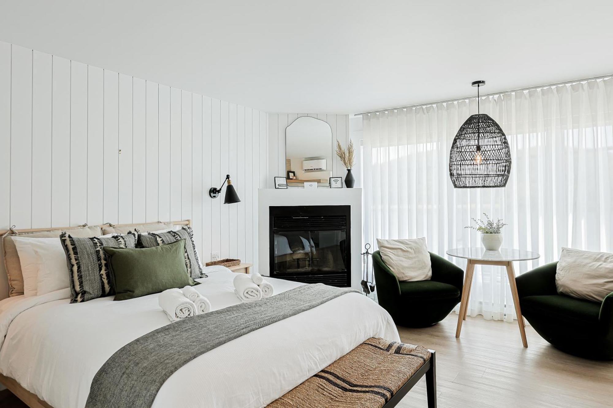 Les Lofts Du Lac Des Sables By Kasania Sainte-Agathe-des-Monts Luaran gambar