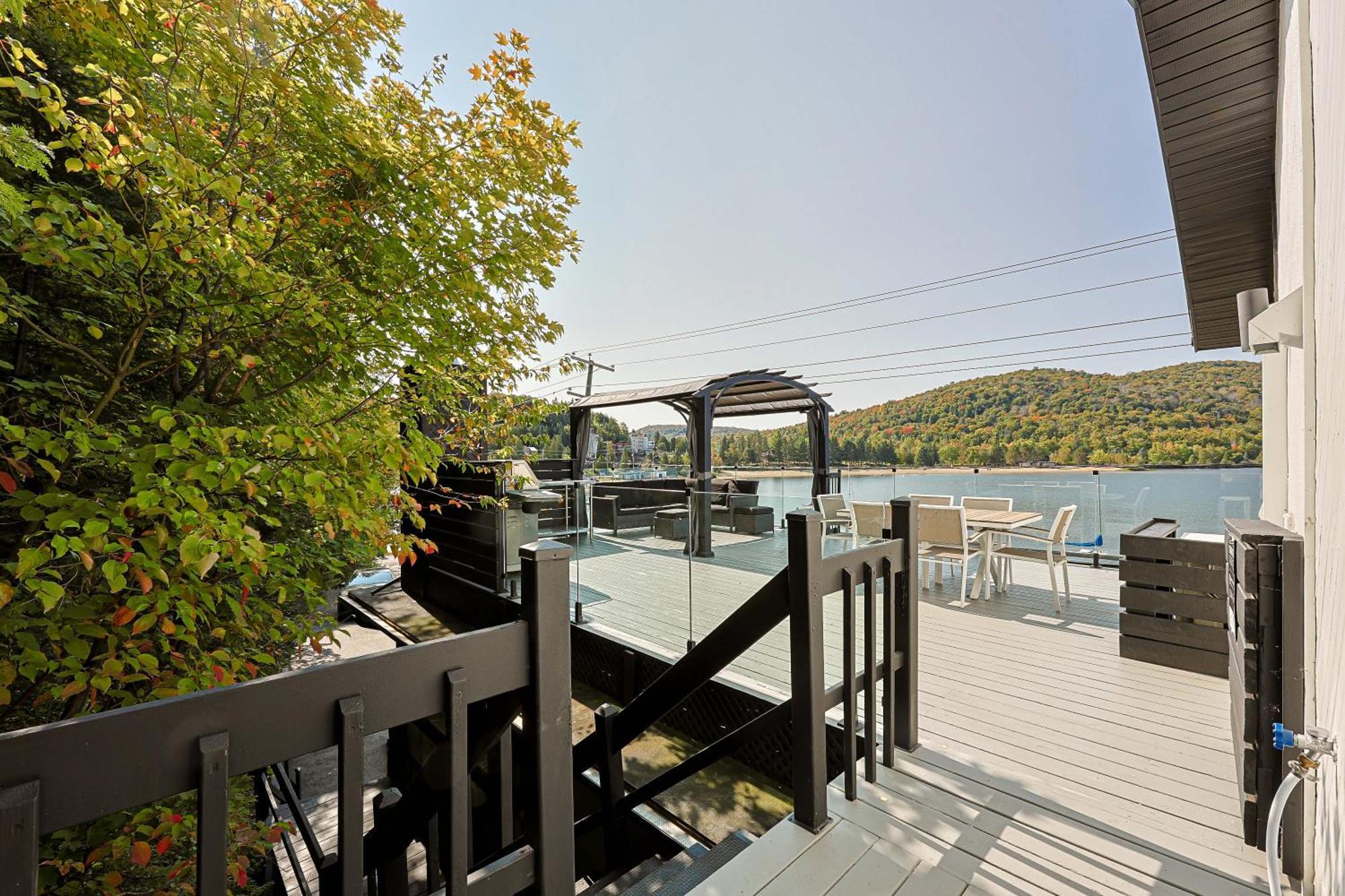 Les Lofts Du Lac Des Sables By Kasania Sainte-Agathe-des-Monts Luaran gambar